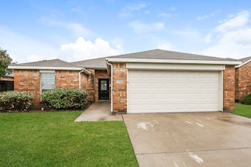 9336 Cynthia Ct Fort Worth, TX 76140
